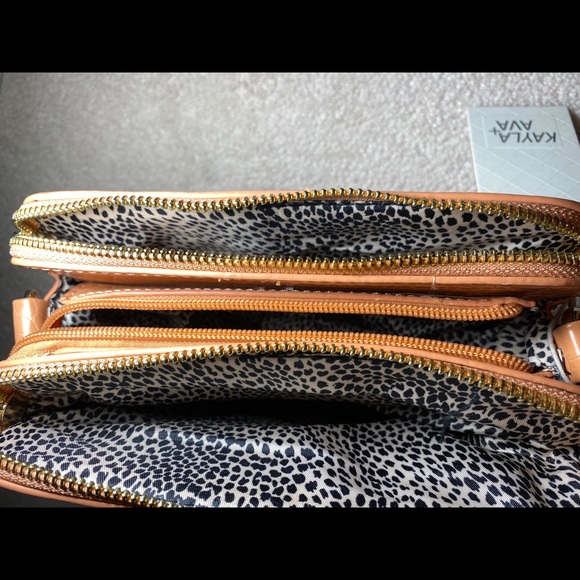 KAYLA+AVA VEGAN CROSS BODY PURSE - Picture 2 of 7